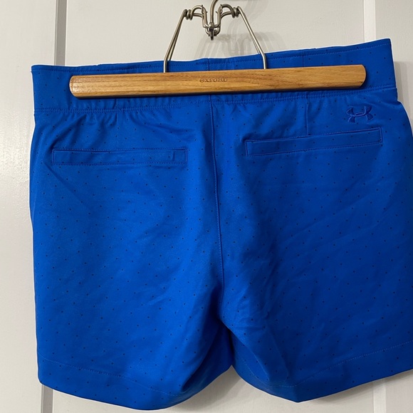Under Armour golf shorts - Picture 2 of 3
